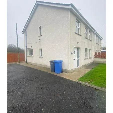 Carrickasticken House بيت للعطل *